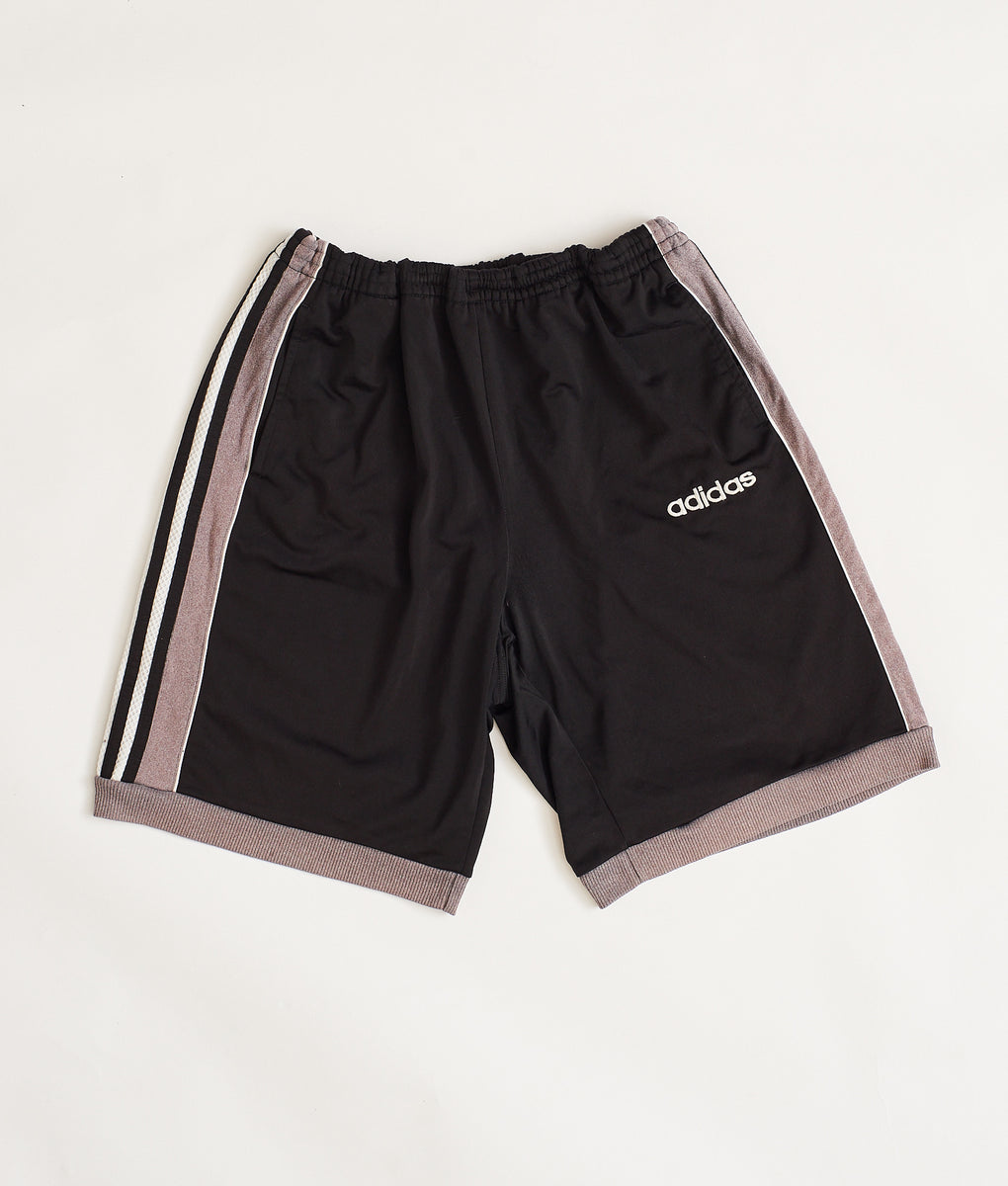 Adidas Sports Shorts (L) - FROTHLYF